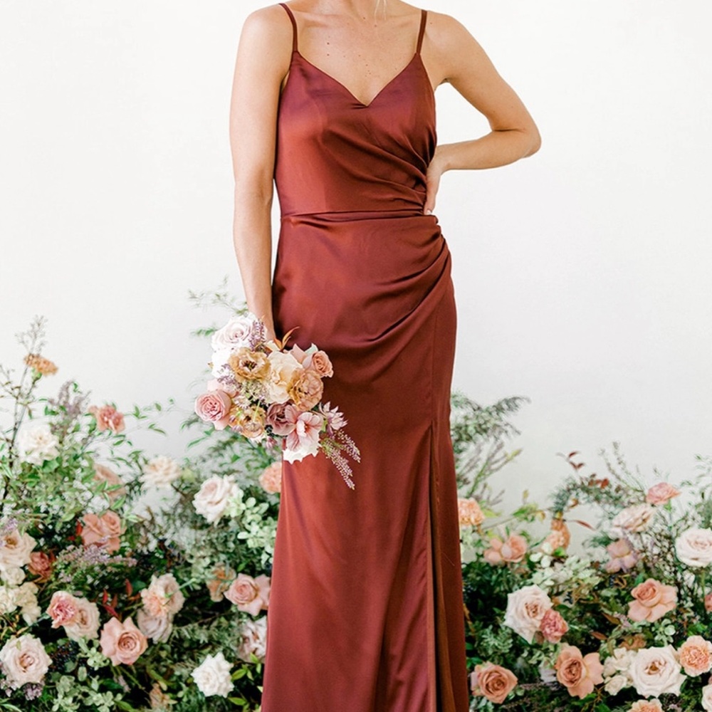 Revelry Rory Style (with slit) SOFT CHAMPAGNE